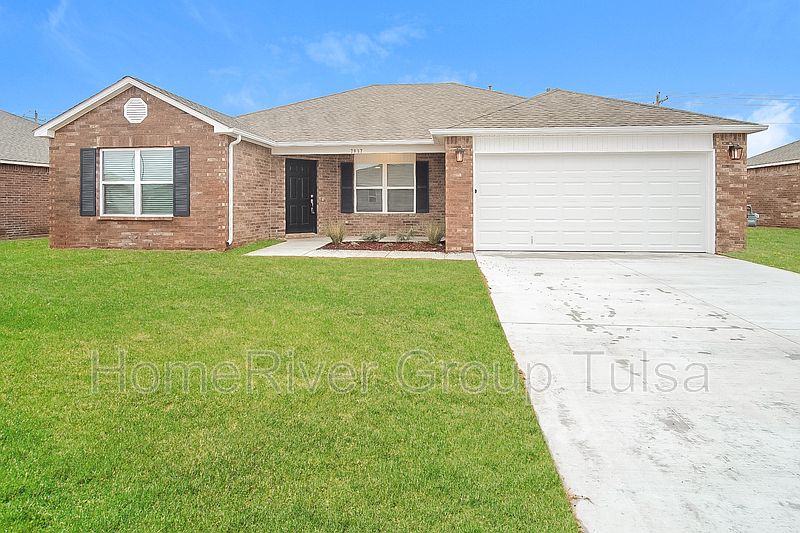 1st image of 7937 S 296th Ave