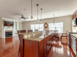 345 Quarry Rd, Charlottesville, VA 22902