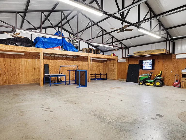 9640 Houston Hill Rd — Photo 4