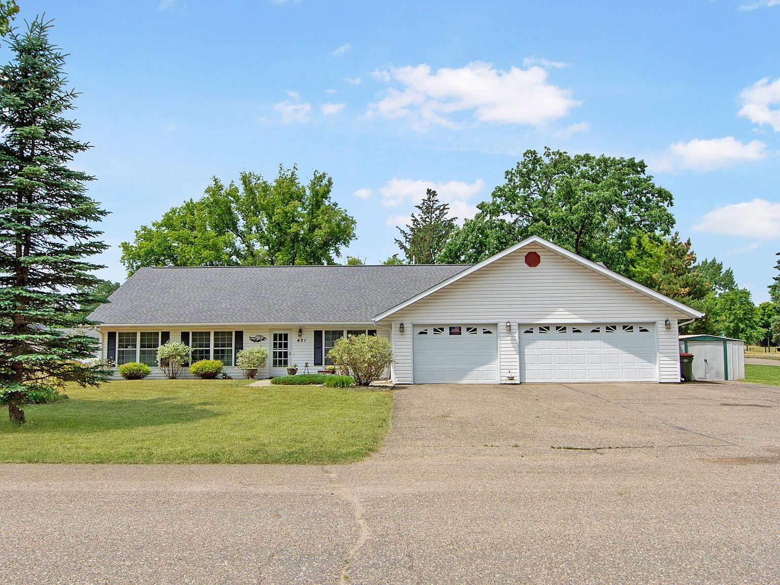 421 10th St NE, Staples, MN 56479 MLS 6392973 Zillow