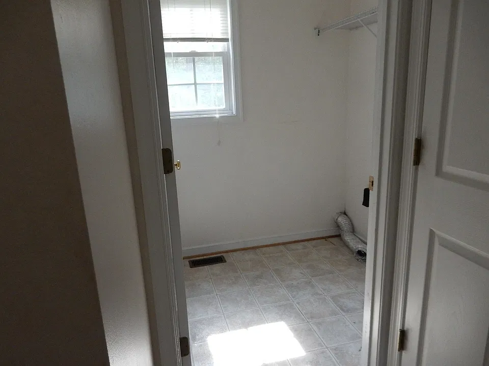 12807 Chester Grove Dr