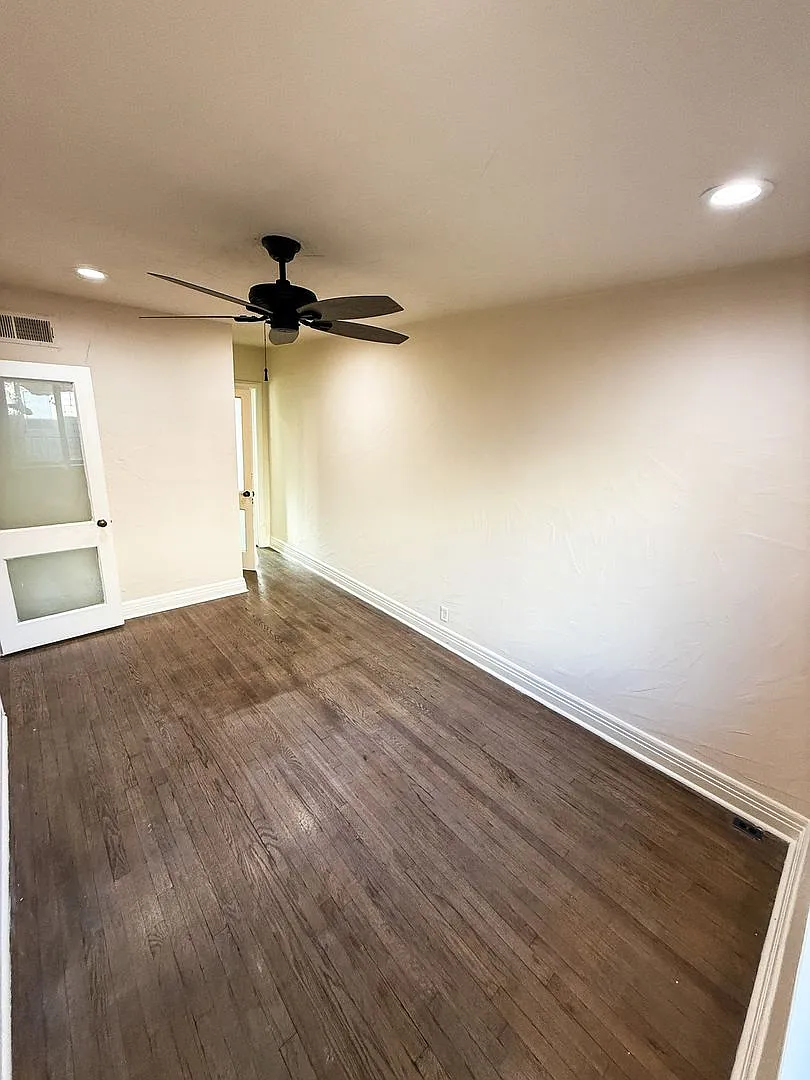 Apartment located near University/Medical complex — Photo 4