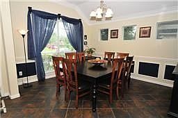 4th image of 4015 Royal Plantation Ln