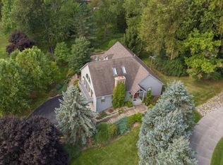 7860 Baker Heights Ct, Dexter, MI 48130