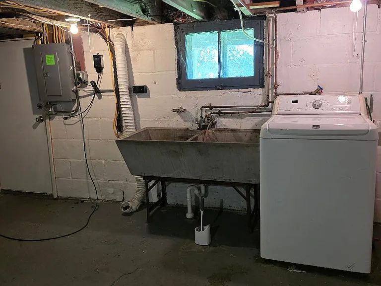 425 Mount Vernon Ave — Photo 11