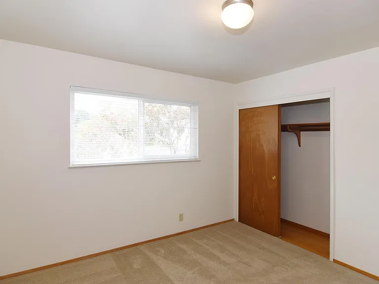 414 Cornell Ave #2 — Photo 8