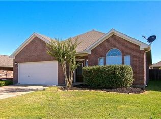 2302 Oakleaf Hills Cir, Conroe, TX 77304