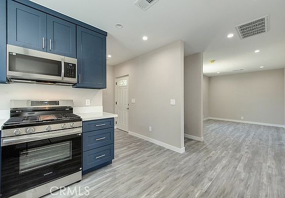 3rd image of 14761 Lassen St