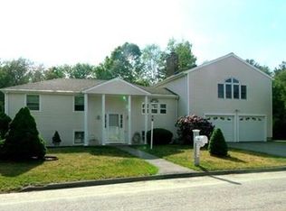 69 Wethersfield Rd, Bellingham, MA 02019