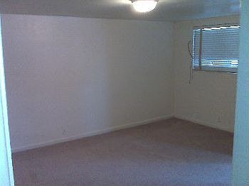 4th image of 60 E Sunset Ave APT 4