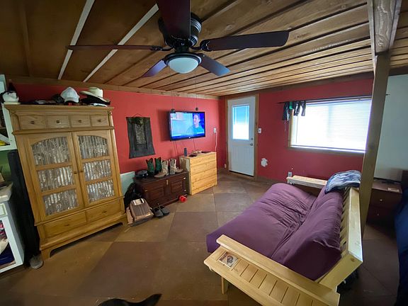 2nd image of 1402 Westmoor Dr #B