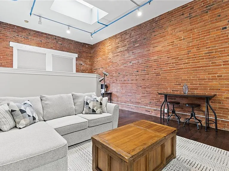 700 Broadway Blvd #508 — Photo 3