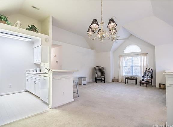 5th image of 1610 Queens Way #1610