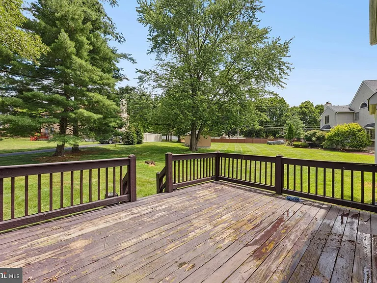 3 Tanyard Rd — Photo 5
