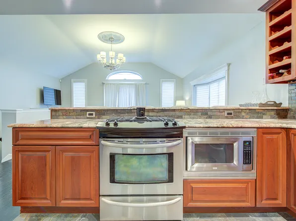 161 Beach 128th Street image 15 of 38