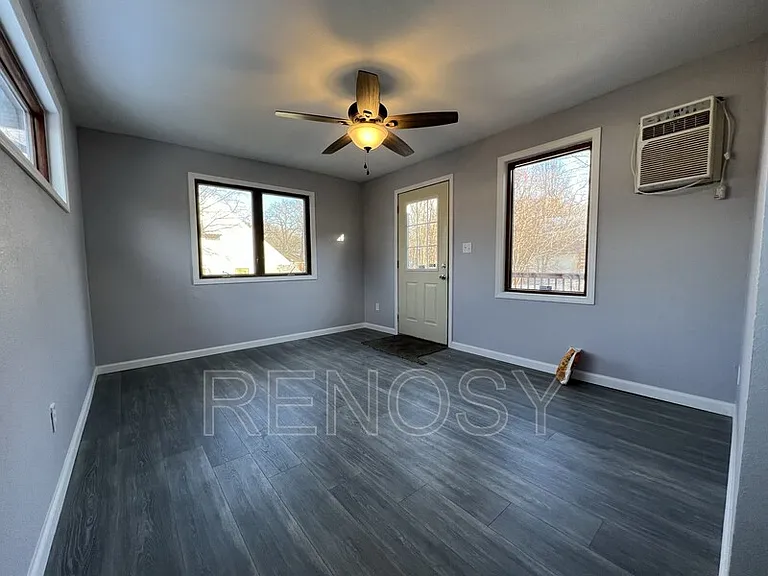 116 Park Ave — Photo 5