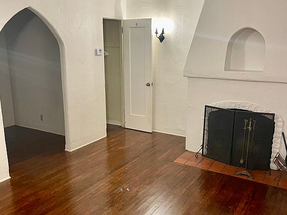 4th image of 637 W Canon Perdido St #1