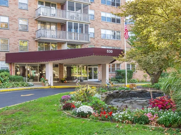 530 Valley Rd #2K, Montclair Twp., NJ 07043