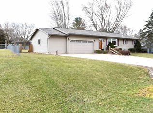 3717 Token Rd, Deforest, WI 53532