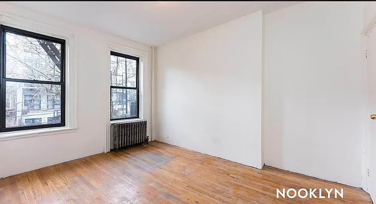 Rented by Space Link Realty | media 17