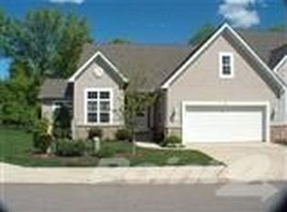 30016 Shadow Creek Dr #27, Westlake, OH 44145