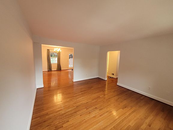 5th image of 3207 Viscount Ct