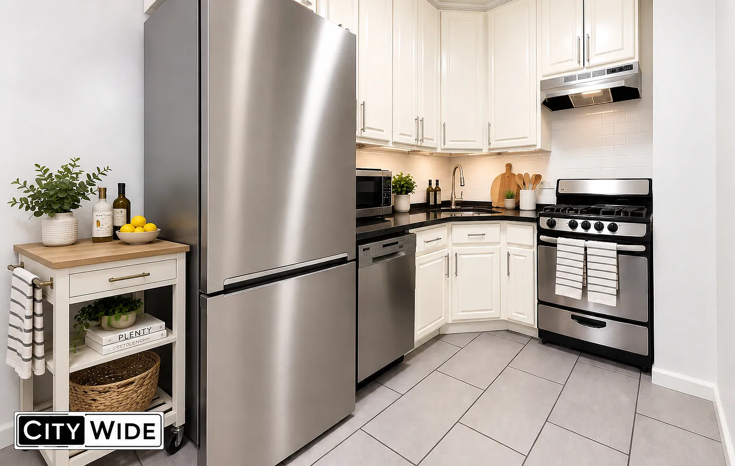 145 East 16th Street — Photo 4