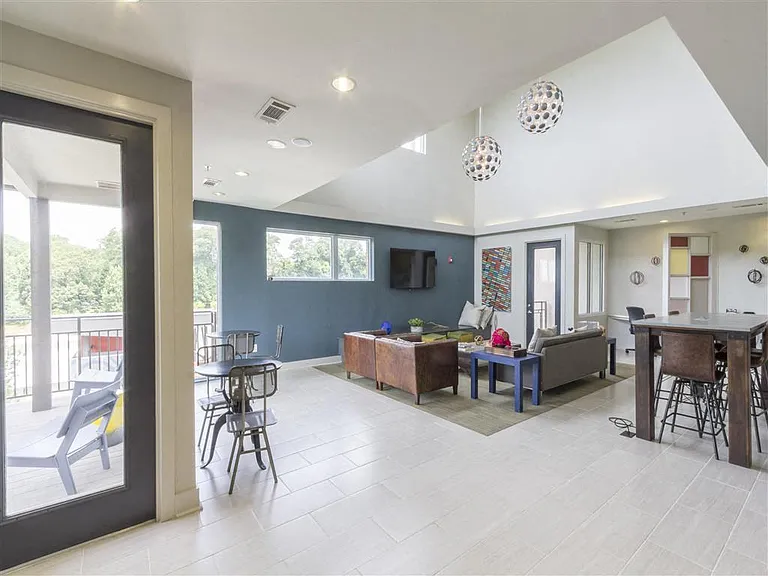 Glenwood Park Lofts — Photo 20