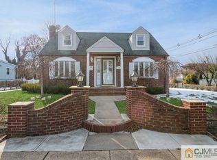 48 Campbell Ave, Edison, NJ 08817