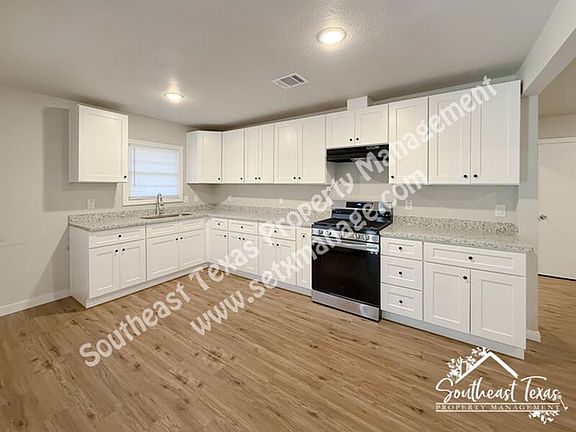 4th image of 2200 McKee Dr