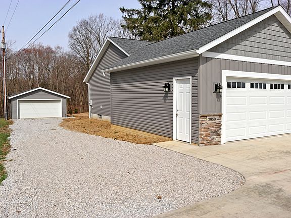 5th image of 2980 Melrose Dr