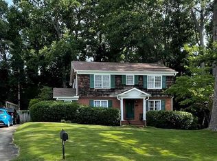 232 Saint Matthews Ln, Spartanburg, SC 29301