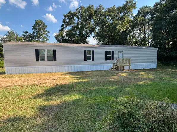 69 Antioch Dr, Laurel, MS 39443