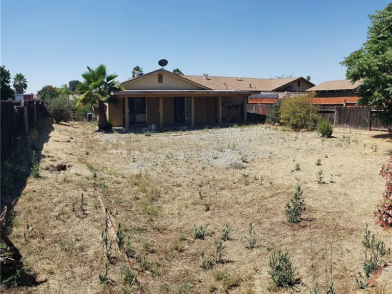 1964 W Oakland Ave — Photo 12