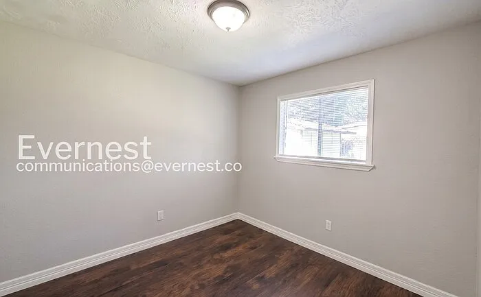 1379 Dell Dale St — Photo 14
