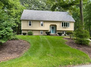 91 Colonial Way, North Attleboro, MA 02760