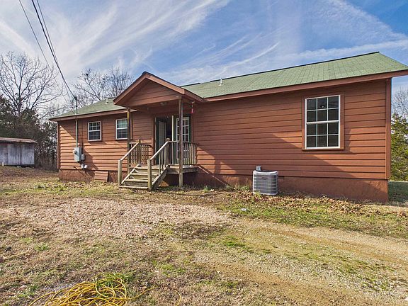 3rd image of 29 Winding Ln