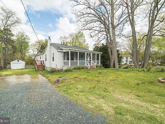2nd image of 1844 Cedar Dr