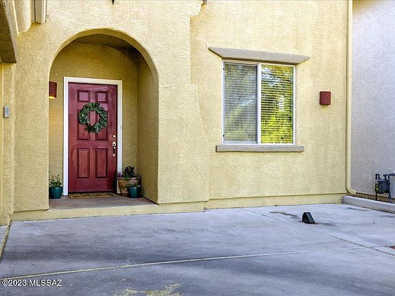 3rd image of 5916 S Courtland Dr