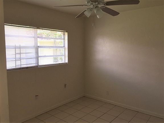 2nd image of 210 NW 5th Ave APT 2