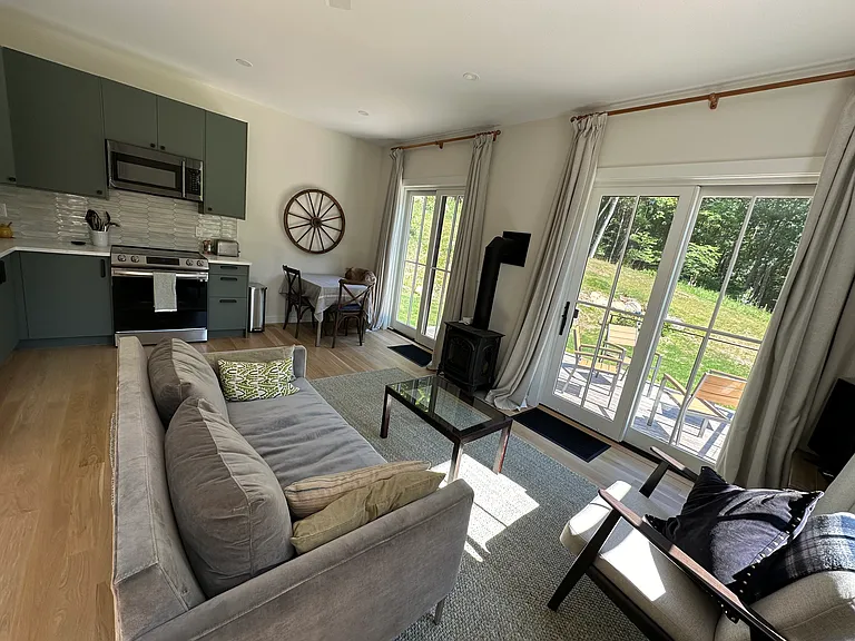 82 Cobble Rd — Photo 6