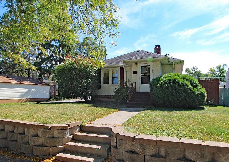 1st image of 1762 Cottage Ave E
