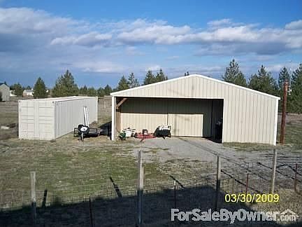 5th image of 920 N Fairchild Dr