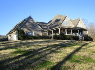 7366 Cavern Rd, Trussville, AL 35173