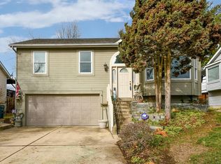 4440 Southview Way Dr, Saint Louis, MO 63129