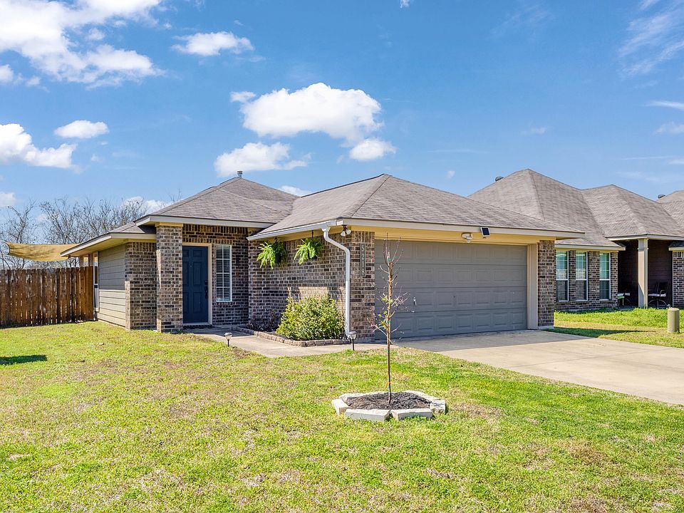 1st image of 5218 Sagewood Dr