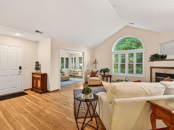 4th image of 4275 Bridgelane Pl #30
