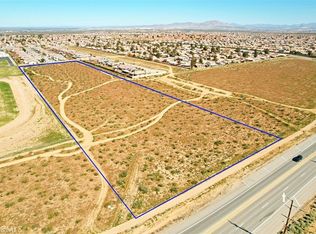 5 Palmdale Rd, Adelanto, CA 92301