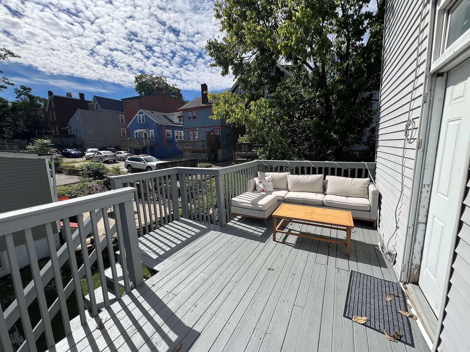 7 bed, 3200 sqft, $4,500 — Photo 2