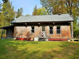 67 Camp Rd, Saint Albans, ME 04971